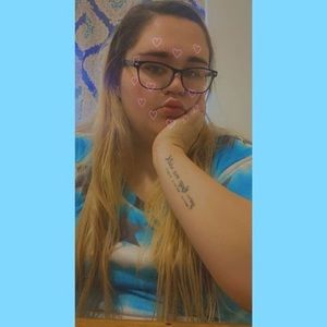 Meet your Posher, Rebecca